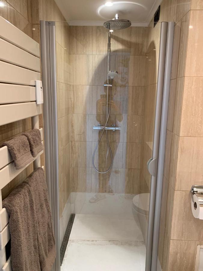 Luxe Studio/Suite Met Zeezicht En Volle Zon นอคเคอ-เฮสท์ ภายนอก รูปภาพ